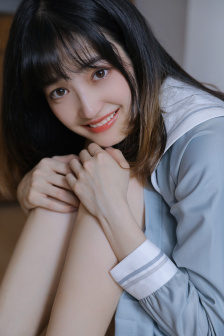 漂亮女房东满足了我